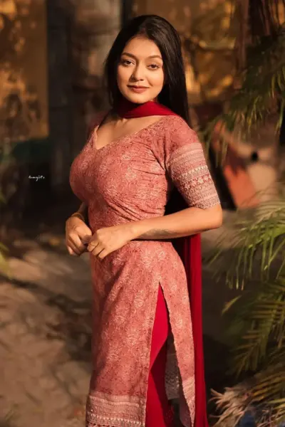 VIP Escorts Mumbai Bandra Andheri - Top High Class Escorts Service